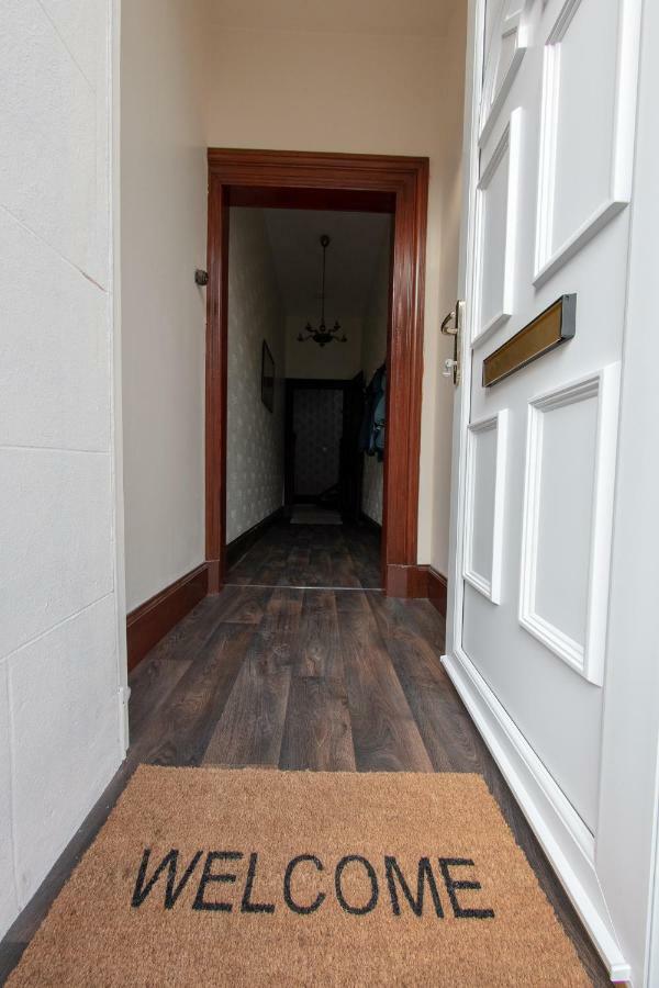 Period House / Entire Upstairs Flat Apartamento Inverness Exterior foto